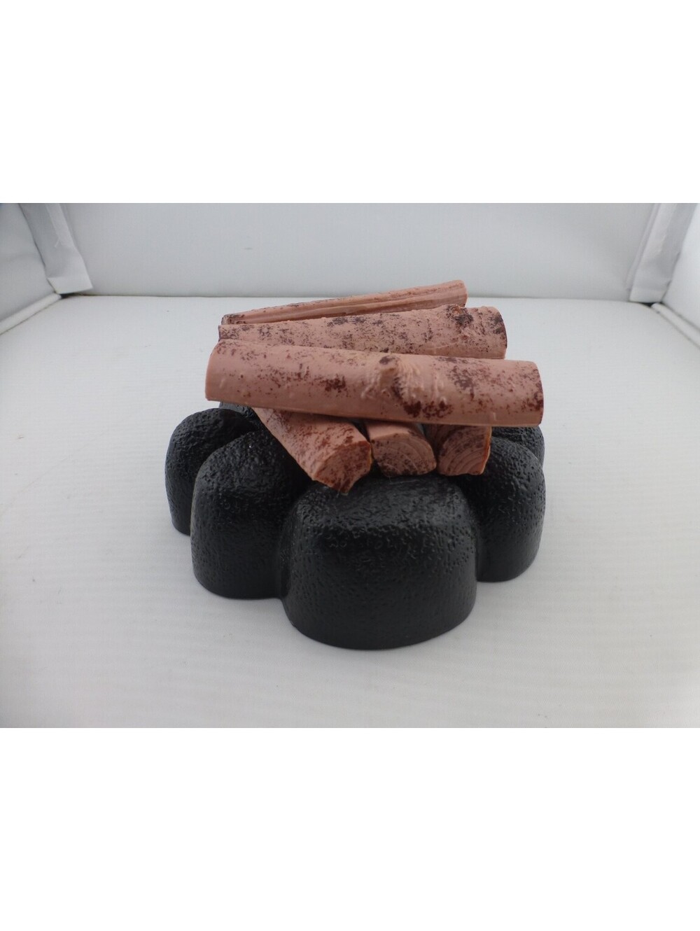 Our Generation Around the Campfire Doll Accessory - Flickering Fire Pit - D14